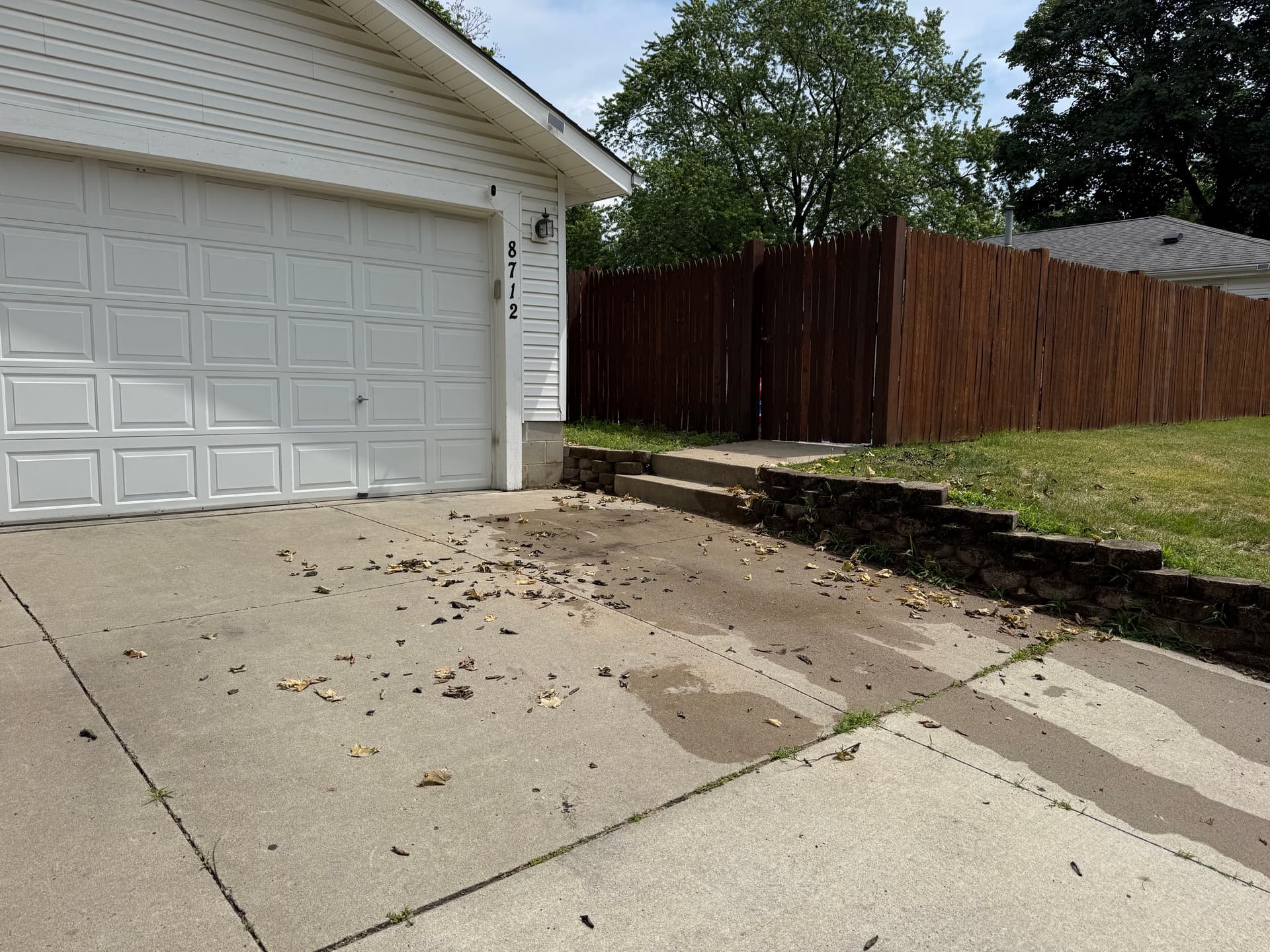 Garage Cleanout and Junk Hauling in Bloomington MN